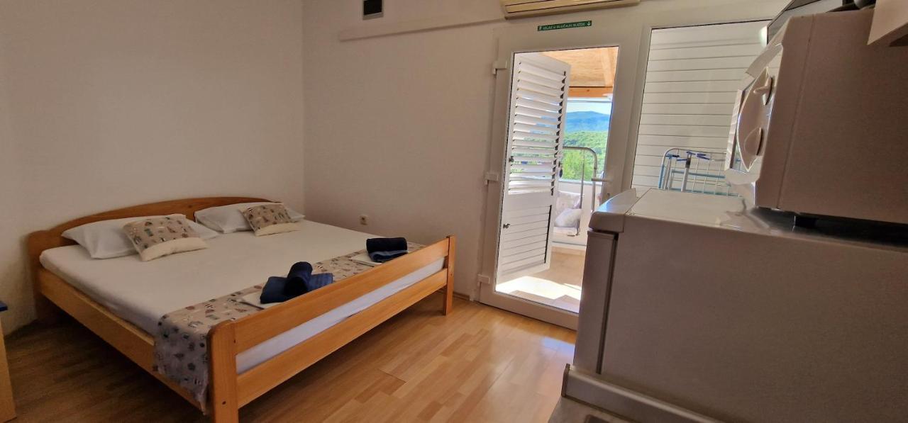 Dutkovic Apartament Vrboska