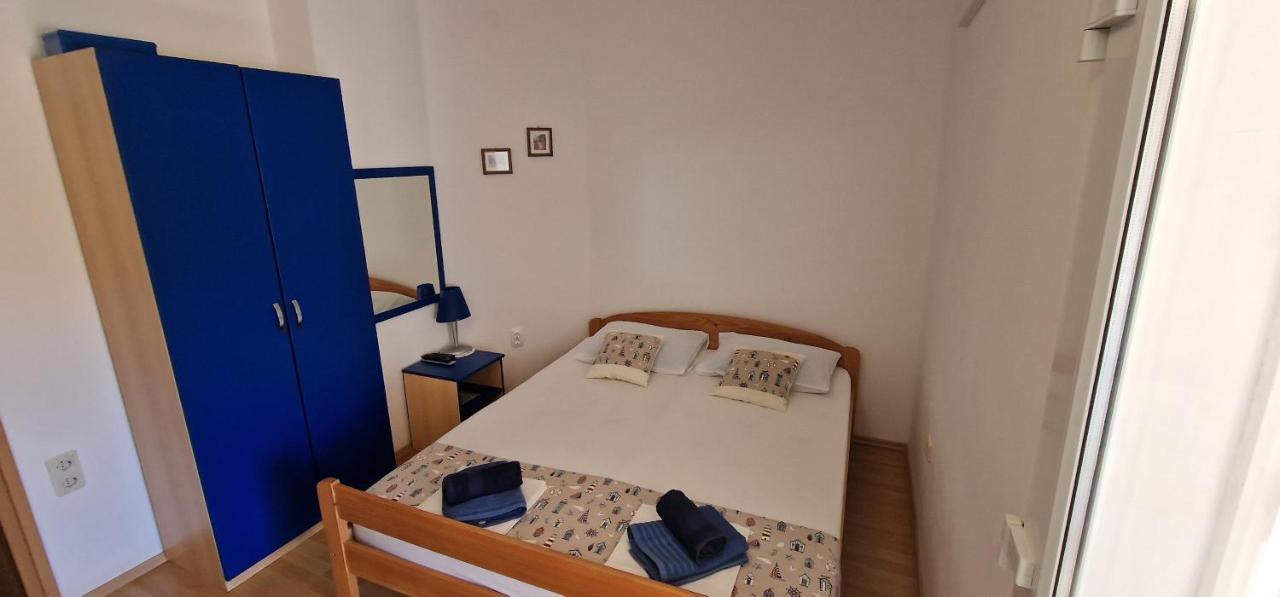 Dutkovic Apartament Vrboska
